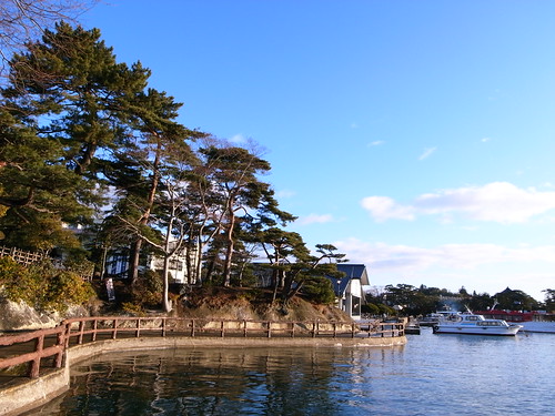 R8072909 (by plateaukao) R8072909 (by plateaukao)