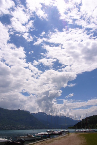 R8071752 (by plateaukao)