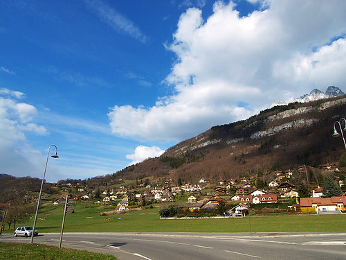 P3194166 (by plateaukao)